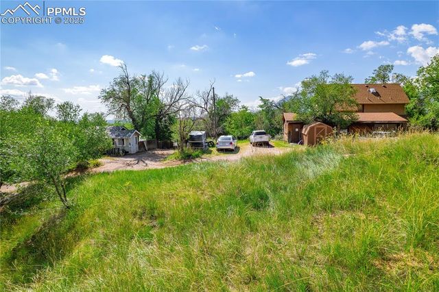 222 Wine Street, Colorado Springs, CO 80904