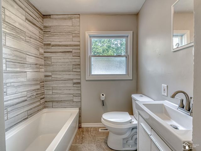 3881 E Stein Road, La Salle Twp, MI 48145