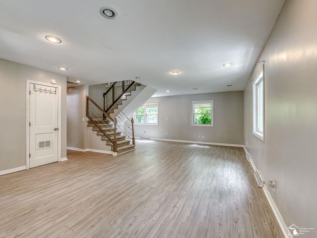 3881 E Stein Road, La Salle Twp, MI 48145