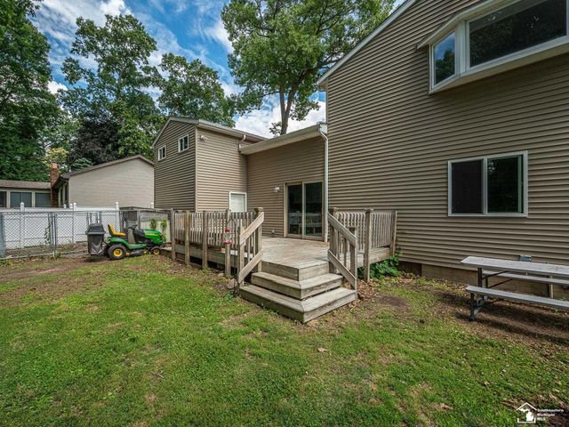 3881 E Stein Road, La Salle Twp, MI 48145