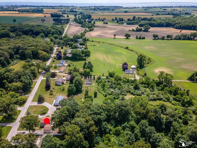 3881 E Stein Road, La Salle Twp, MI 48145