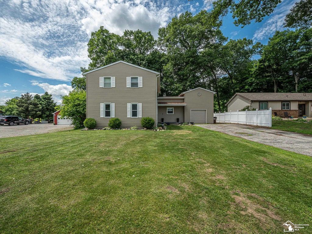 3881 E Stein Road, La Salle Twp, MI 48145