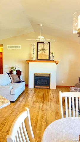 1157 Amanda Street, St James, MO 65559