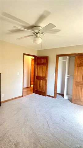 1157 Amanda Street, St James, MO 65559