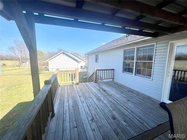 1157 Amanda Street, St James, MO 65559