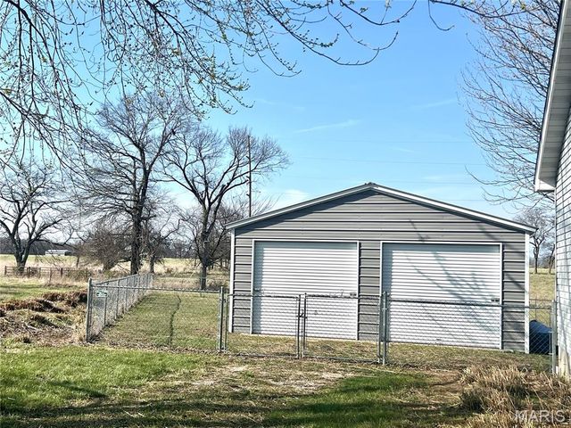 1157 Amanda Street, St James, MO 65559