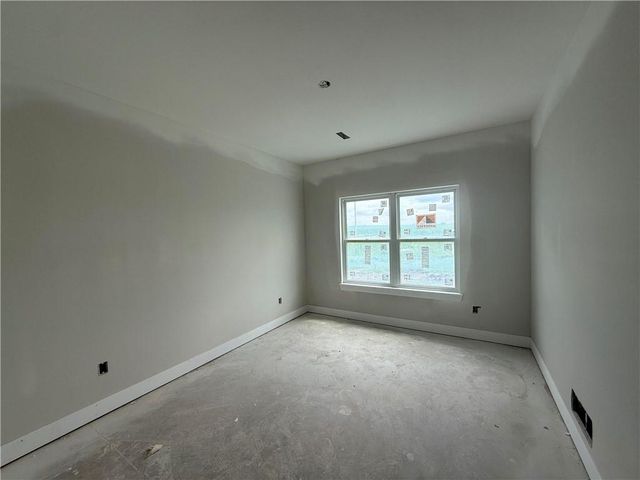 8915 Varner Road, Odessa, MO 64076