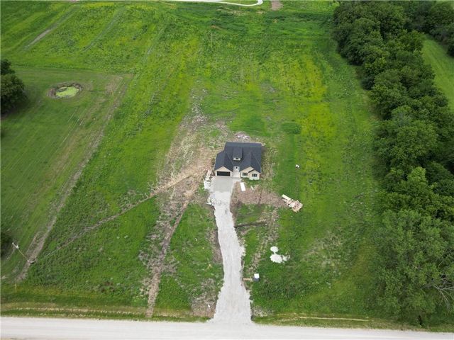 8915 Varner Road, Odessa, MO 64076