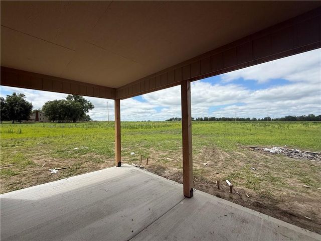 8915 Varner Road, Odessa, MO 64076