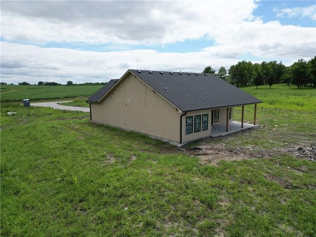 8915 Varner Road, Odessa, MO 64076
