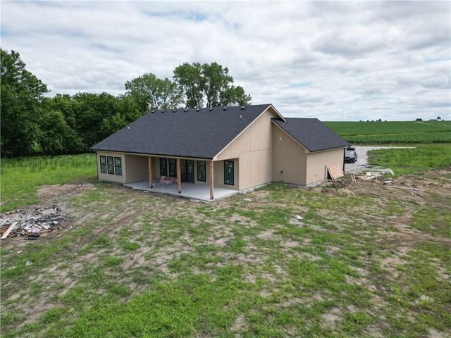 8915 Varner Road, Odessa, MO 64076