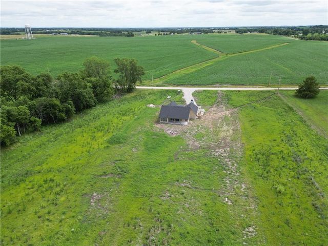8915 Varner Road, Odessa, MO 64076