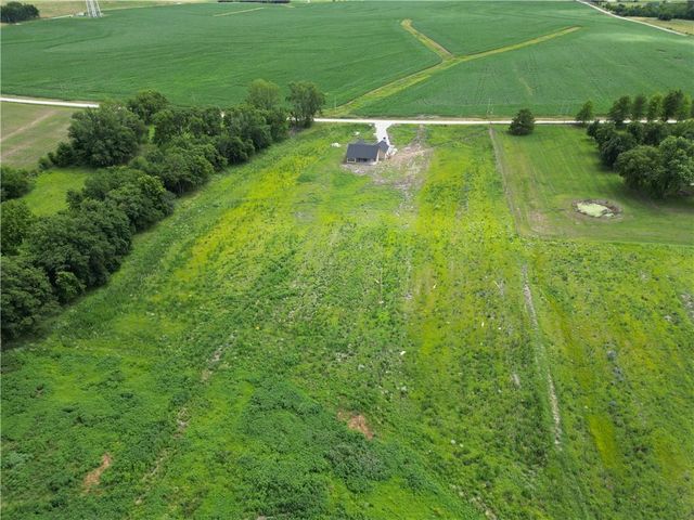 8915 Varner Road, Odessa, MO 64076