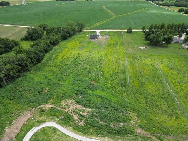 8915 Varner Road, Odessa, MO 64076