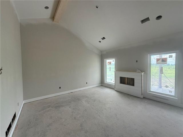 8915 Varner Road, Odessa, MO 64076