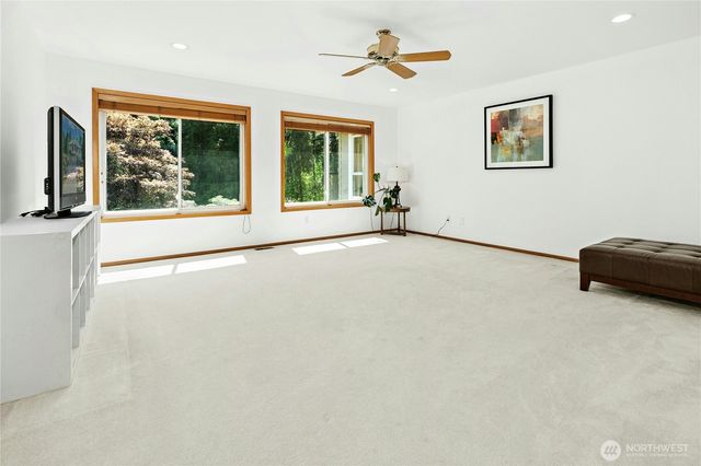 7725 235th Place NE, Redmond, WA 98053