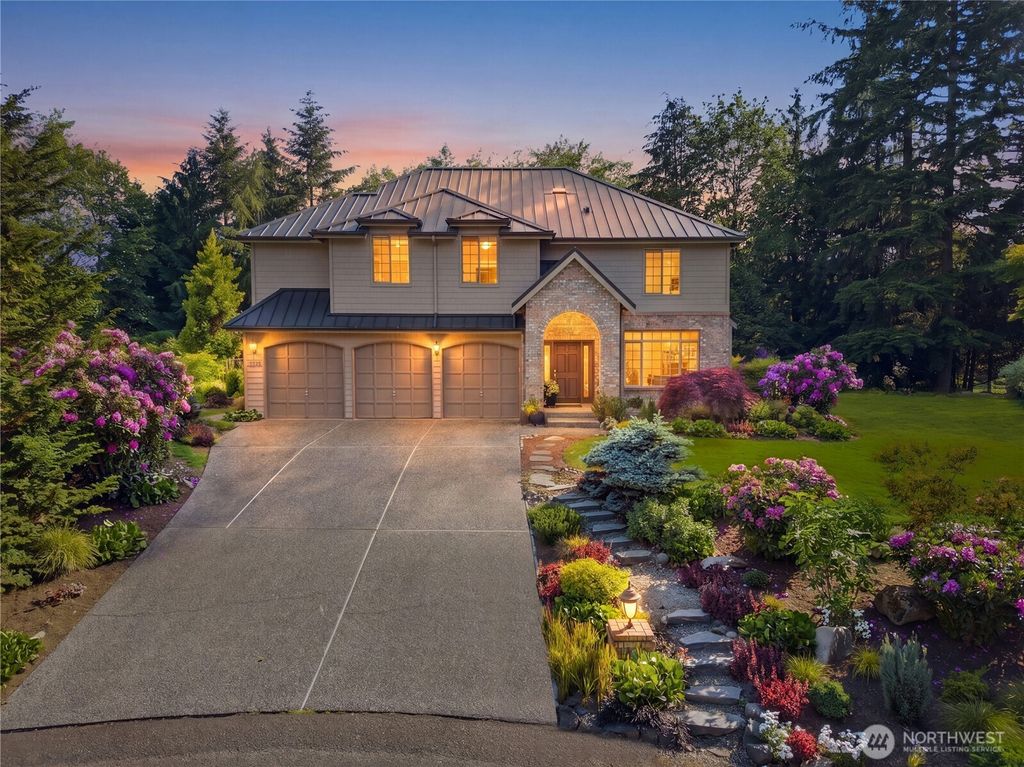7725 235th Place NE, Redmond, WA 98053