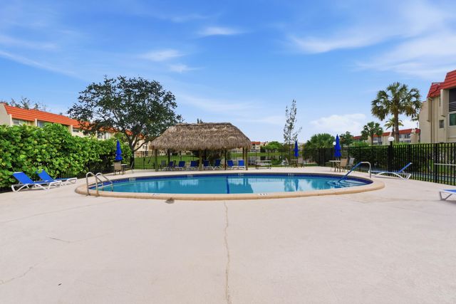 2651 E Sunrise Lakes Drive E 308, Sunrise, FL 33322