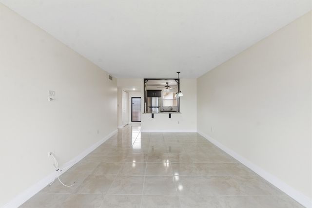 2651 E Sunrise Lakes Drive E 308, Sunrise, FL 33322