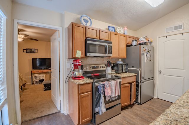 7105 Pineberry Road, Dallas, TX 75249