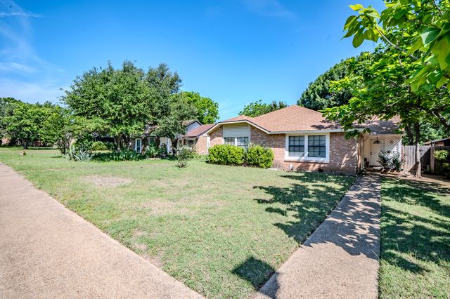 7105 Pineberry Road, Dallas, TX 75249