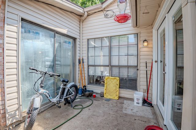 7105 Pineberry Road, Dallas, TX 75249