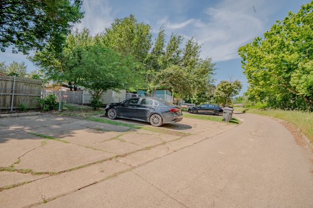 7105 Pineberry Road, Dallas, TX 75249