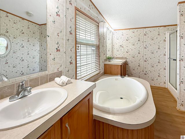 3009 Sid Darnall Rd, Benton, KY 42025