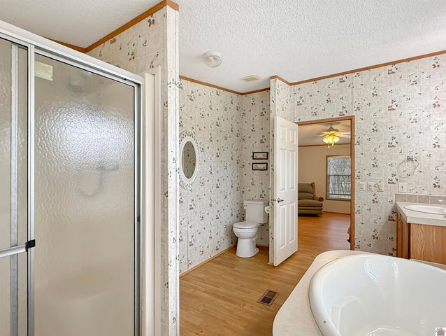 3009 Sid Darnall Rd, Benton, KY 42025