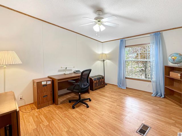 3009 Sid Darnall Rd, Benton, KY 42025