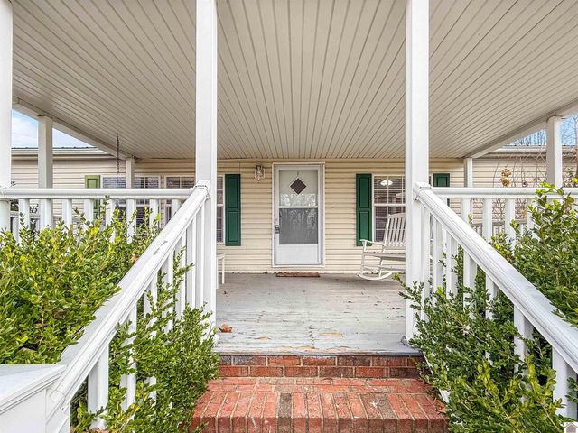 3009 Sid Darnall Rd, Benton, KY 42025