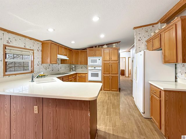 3009 Sid Darnall Rd, Benton, KY 42025