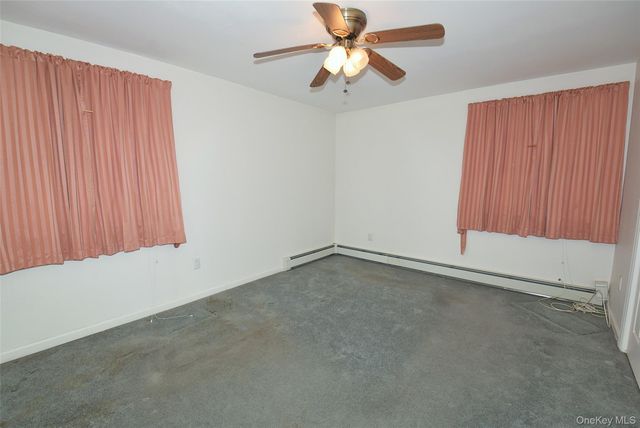 54 Grand Street, Massapequa, NY 11758