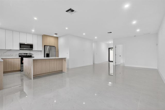 2270 Service Road, Opa-Locka, Opa Locka, FL 33054