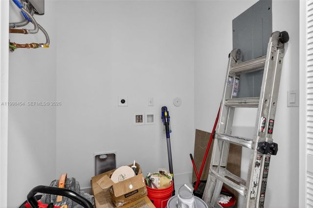 2270 Service Road, Opa-Locka, Opa Locka, FL 33054