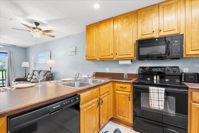 650 W Pope Rd 205, St Augustine, FL 32080