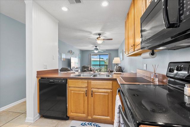650 W Pope Rd 205, St Augustine, FL 32080