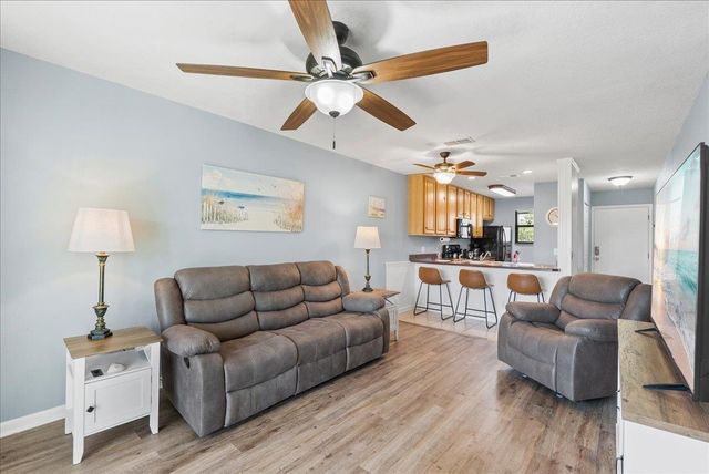 650 W Pope Rd 205, St Augustine, FL 32080