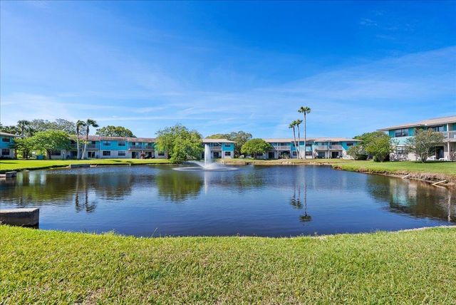 650 W Pope Rd 205, St Augustine, FL 32080