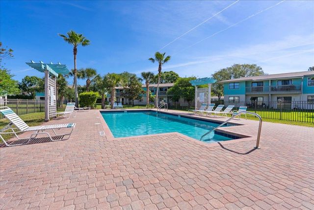 650 W Pope Rd 205, St Augustine, FL 32080