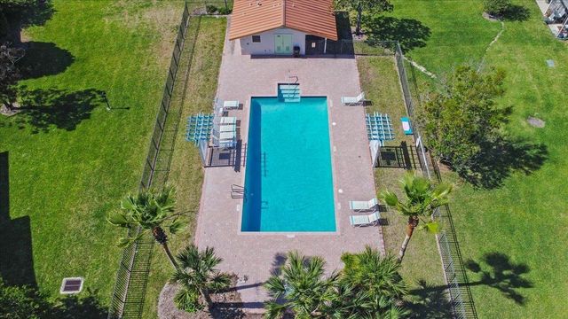 650 W Pope Rd 205, St Augustine, FL 32080
