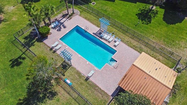650 W Pope Rd 205, St Augustine, FL 32080