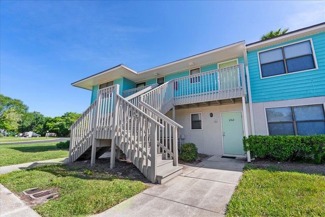 650 W Pope Rd 205, St Augustine, FL 32080