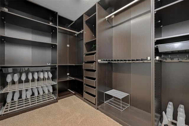 71 N Rocky Point Circle, The Woodlands, TX 77389