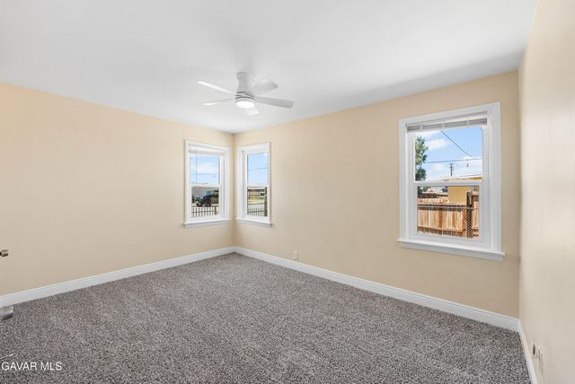 2901 Desert Street, Rosamond, CA 93560