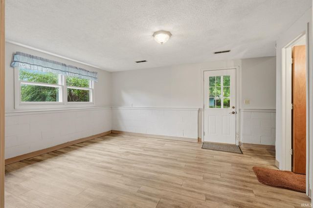 616 N Jefferson, Ossian, IN 46777