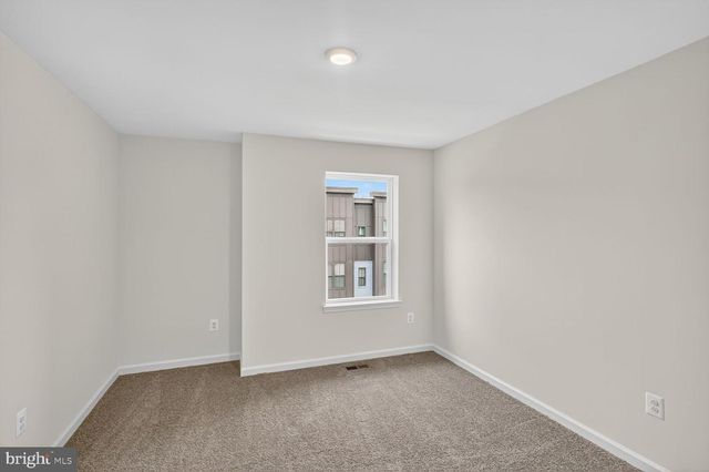 10009B AMERICAN PHAROAH LN, Laurel, MD 20723