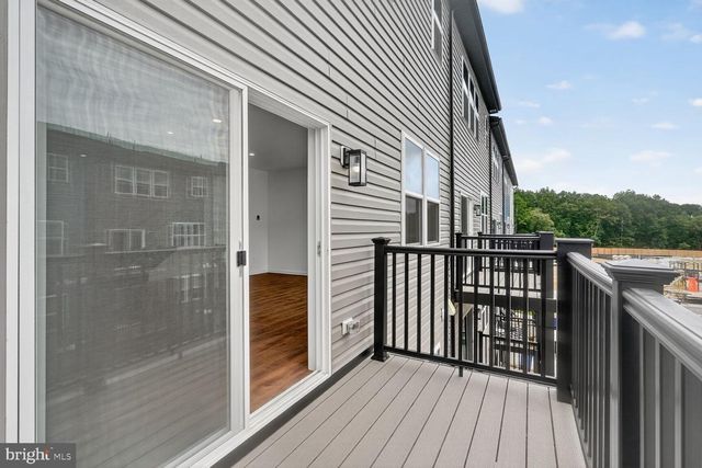 10009B AMERICAN PHAROAH LN, Laurel, MD 20723