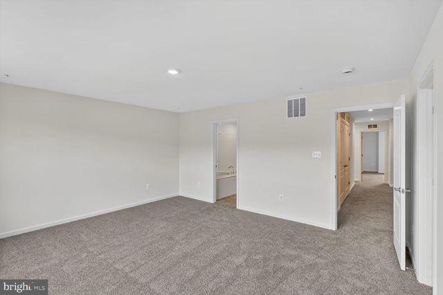 10009B AMERICAN PHAROAH LN, Laurel, MD 20723