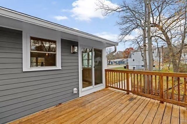 35 Dana St, Whitman, MA 02382